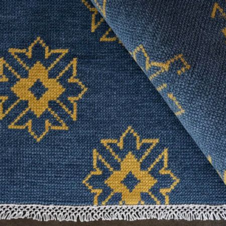 Handmade Traditional Cotton and Wool Handknotted Rug for Cozy Interiors